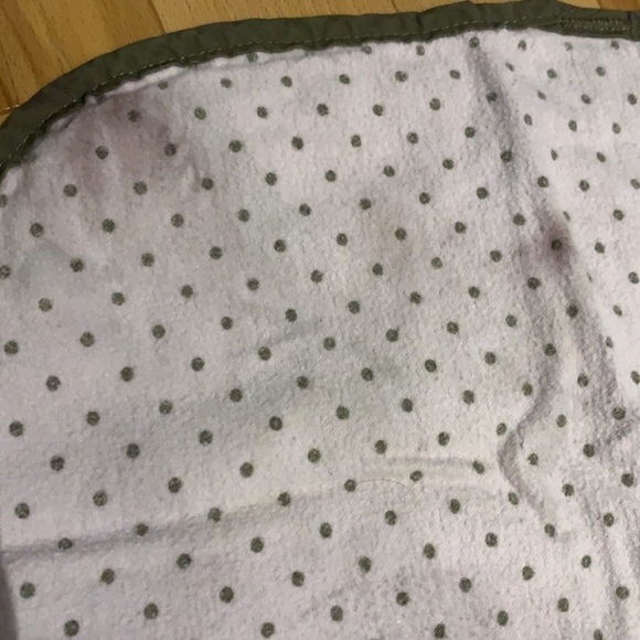 ✏️🆓 with $20purchase Travel Pillow & Kushies Pink & brown burp cloth for babies - Picture 5 of 16